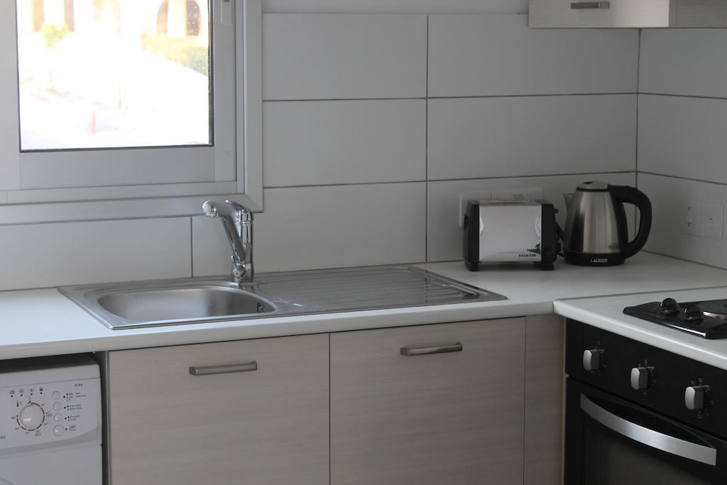 Anemos Apartments Limassol Exterior foto